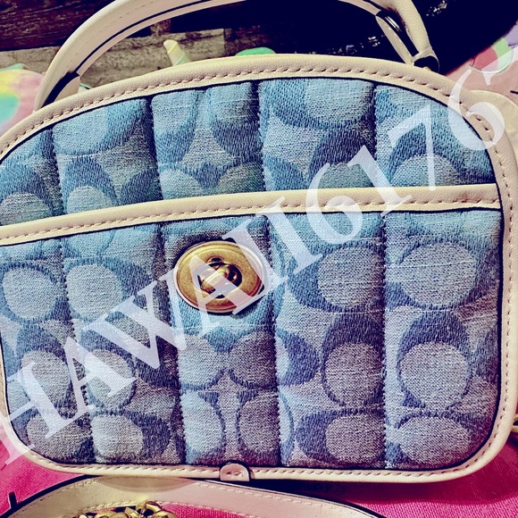 Brand new : COACH Signature Chambray With Quilting - Picture 1 of 17